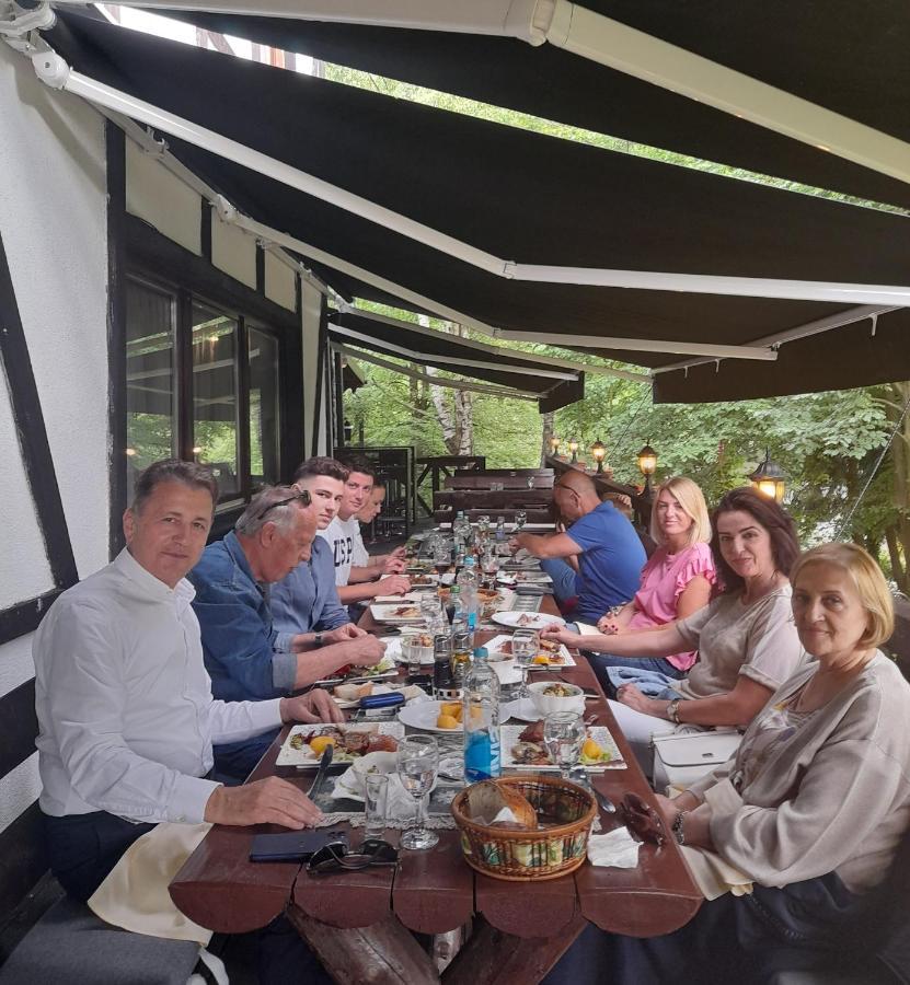 Teuta Palace Dom Faletici Otel Saraybosna Dış mekan fotoğraf