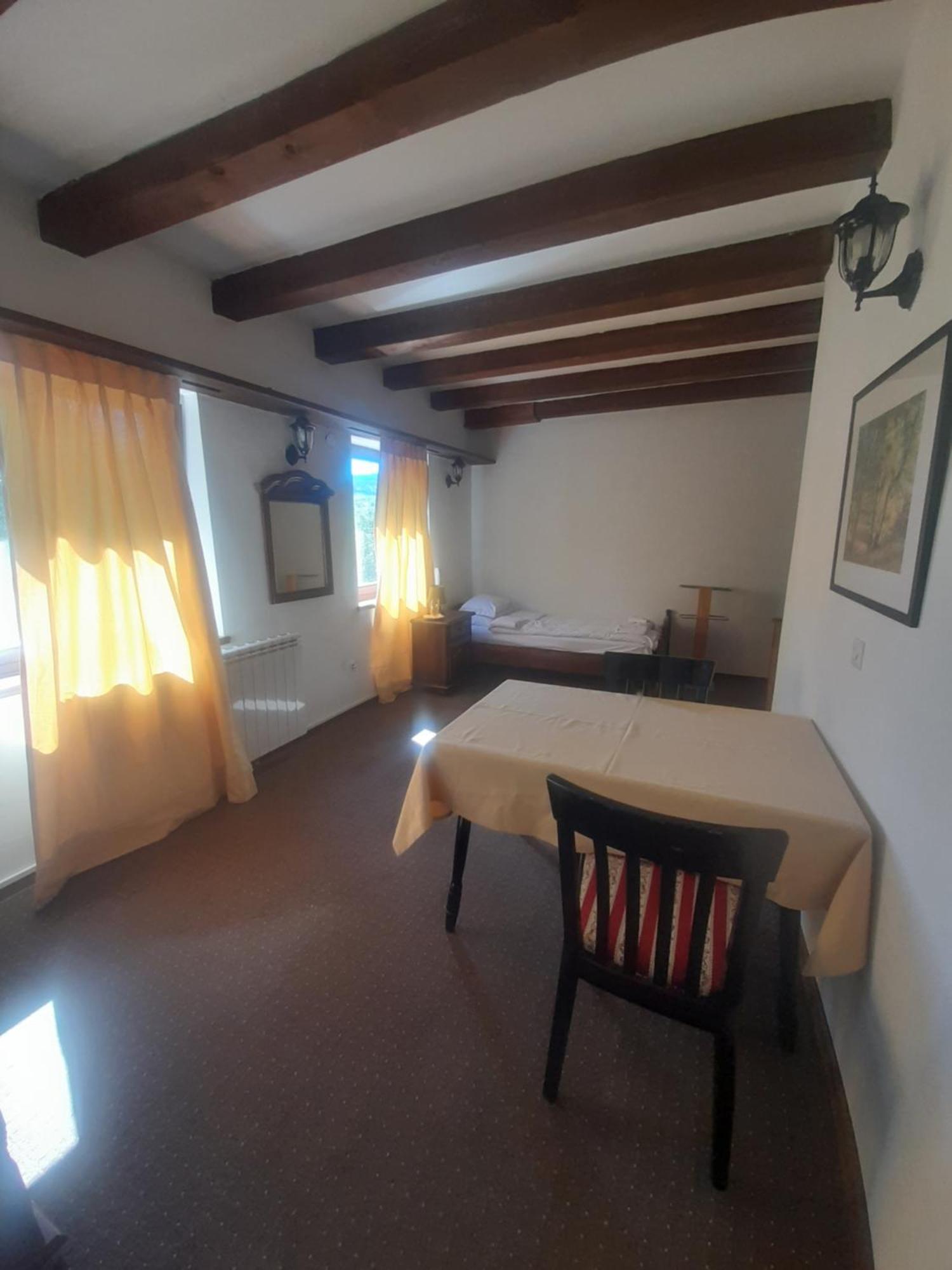 Teuta Palace Dom Faletici Otel Saraybosna Dış mekan fotoğraf